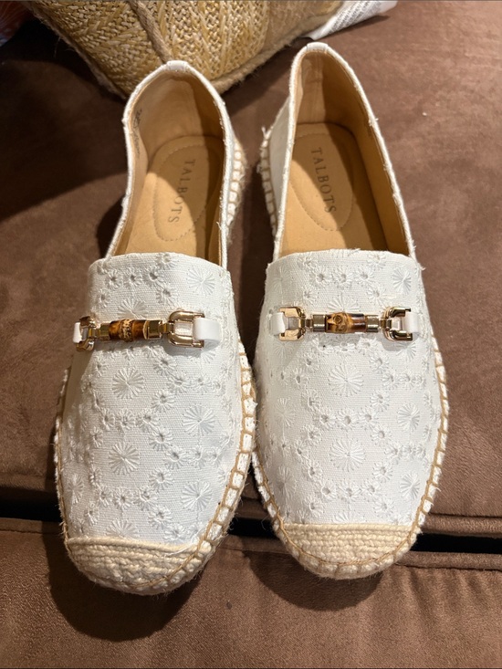 Talbots Shoes - Talbots White Embroidered Espadrille Loafers with Gold-Tone bit sz 7